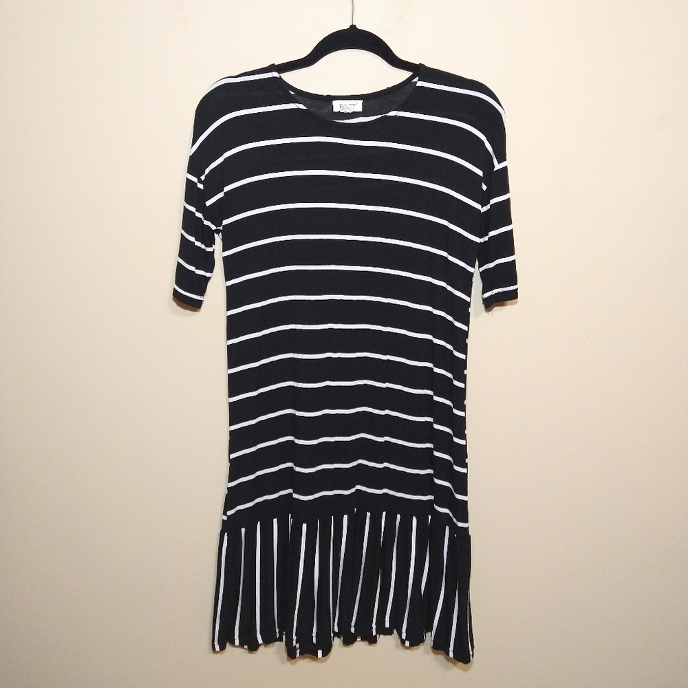 Exist Black and White Striped Dropped Waist Lightweight Dress Small
